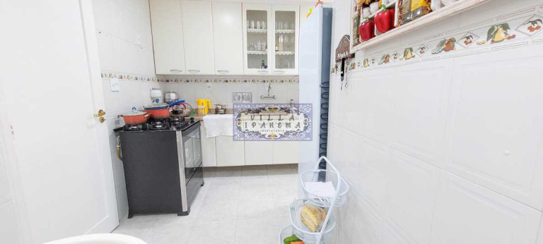 Imagem Apartamento com 4 Quartos à Venda, 170 m² em Copacabana - Rio De Janeiro Imagem Apartamento com 4 Quartos à Venda, 170 m² em Copacabana - Rio De Janeiro