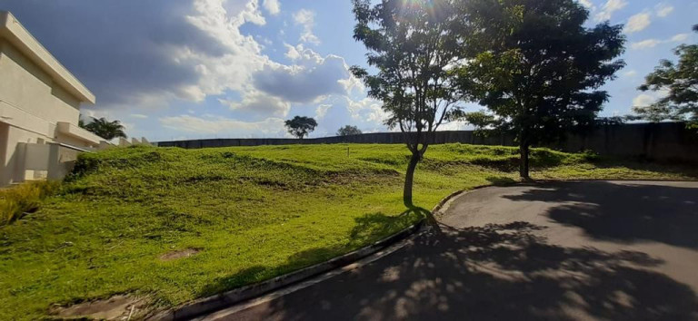 Imagem Terreno à Venda, 1.722 m² em Loteamento Residencial Jaguari (sousas) - Campinas Imagem Terreno à Venda, 1.722 m² em Loteamento Residencial Jaguari (sousas) - Campinas