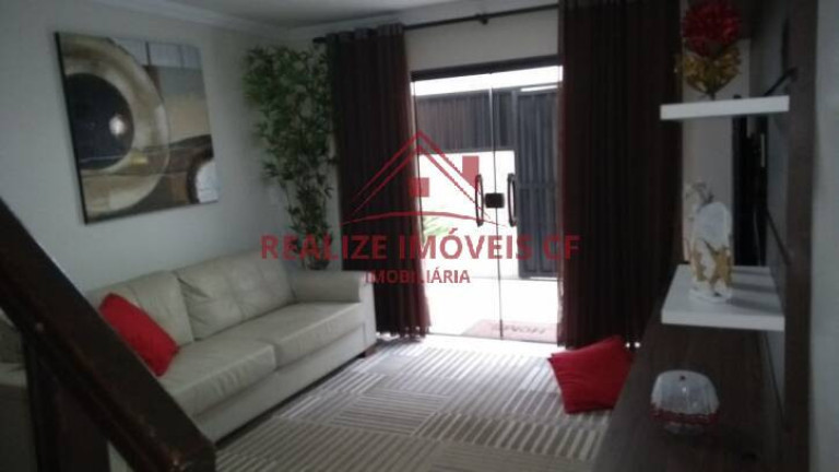 Imagem Casa de Condomínio com 3 Quartos à Venda, 200 m² em Jardim Flamboyant - Cabo Frio