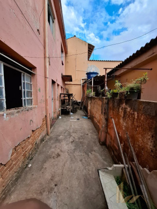 Imagem Casa com 5 Quartos à Venda, 200 m² em São João Batista (venda Nova) - Belo Horizonte Imagem Casa com 5 Quartos à Venda, 200 m² em São João Batista (venda Nova) - Belo Horizonte