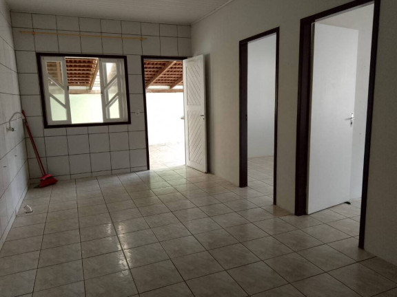 Imagem Casa com 4 Quartos à Venda, 160 m² em Centro - Balneário Barra Do Sul Imagem Casa com 4 Quartos à Venda, 160 m² em Centro - Balneário Barra Do Sul