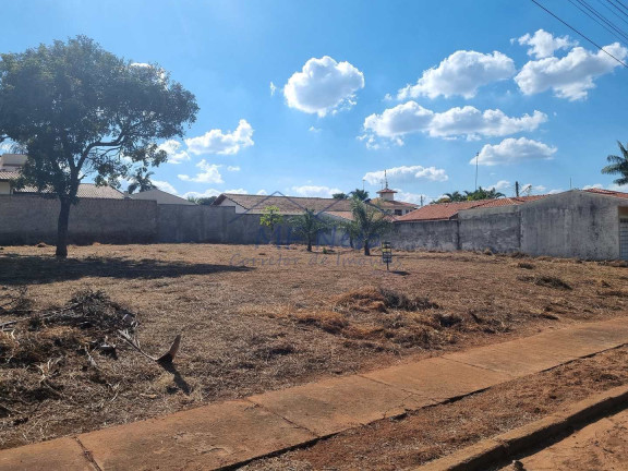 Imagem Terreno à Venda, 450 m² em Cidade Jardim - Pirassununga Imagem Terreno à Venda, 450 m² em Cidade Jardim - Pirassununga