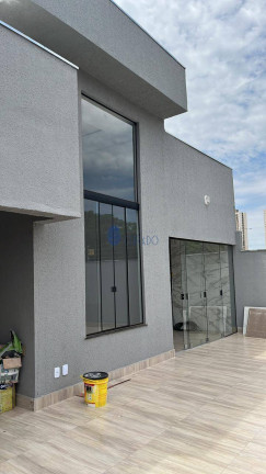 Imagem Casa com 3 Quartos à Venda, 370 m² em Centro - Anápolis Imagem Casa com 3 Quartos à Venda, 370 m² em Centro - Anápolis
