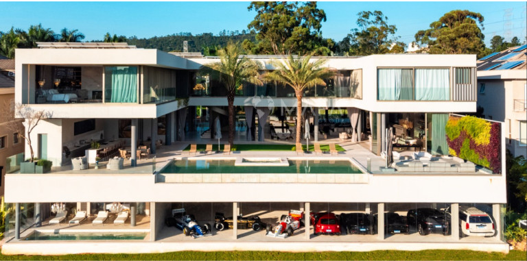 Imagem Casa com 6 Quartos à Venda, 2.205 m² em Tamboré - Santana De Parnaíba Imagem Casa com 6 Quartos à Venda, 2.205 m² em Tamboré - Santana De Parnaíba