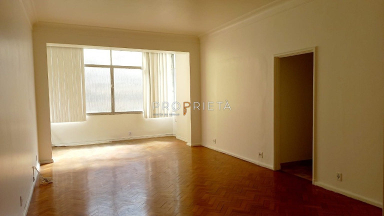 Imagem Apartamento com 3 Quartos à Venda, 130 m² em Copacabana - Rio De Janeiro