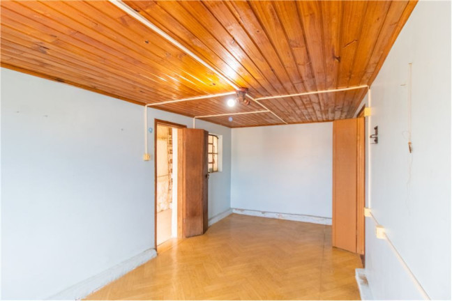 Imagem Casa com 5 Quartos à Venda, em Partenon - Porto Alegre Imagem Casa com 5 Quartos à Venda, em Partenon - Porto Alegre