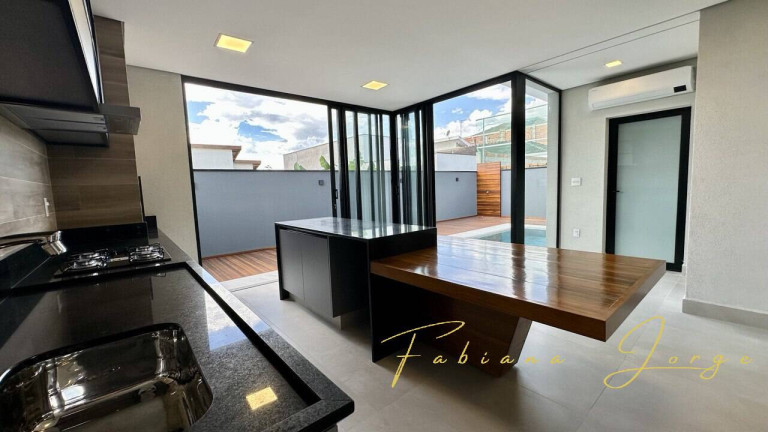 Casa de Condomínio com 3 Quartos à Venda, 205 m² em Swiss Park - Campinas