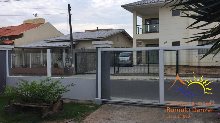 Imagem Casa com 3 Quartos à Venda, 300 m² em Ingleses Do Rio Vermelho - Florianópolis Imagem Casa com 3 Quartos à Venda, 300 m² em Ingleses Do Rio Vermelho - Florianópolis