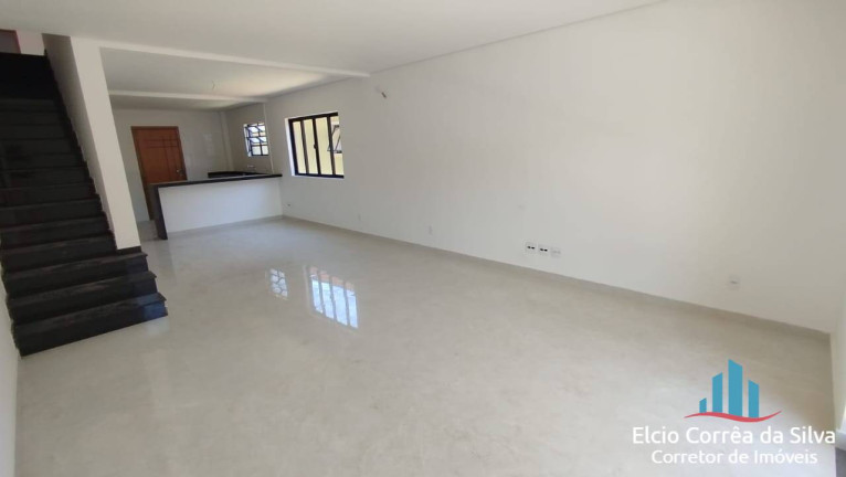 Imagem Casa com 3 Quartos à Venda, 220 m² em Embaré - Santos